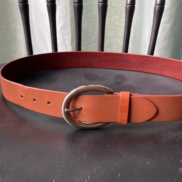 Talbots Leather Belt 42 3/4" length - Picture 4 of 6